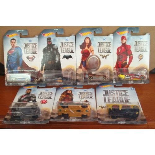 HOT WHEELS ' JUSTICE LEAGUE ' 7 car set (2017)