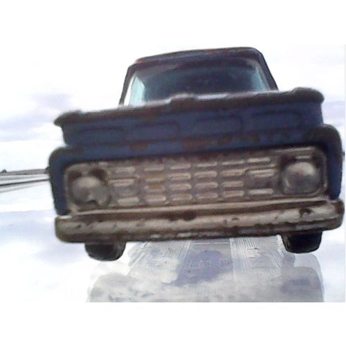 Husky Ford F350 Truck (repainted)