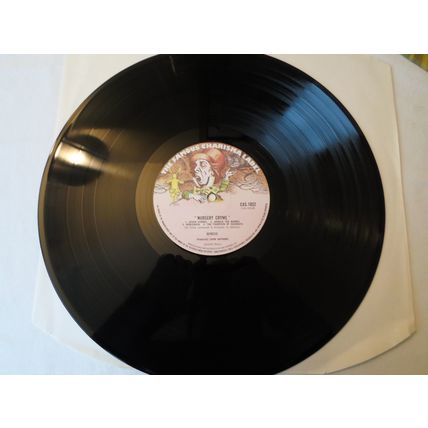 LP. 1971.GENESIS NURSERY CRYME. CAS 1052. UK. RECORD + GATEFOLD NEAR MINT.