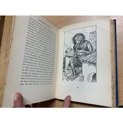 c1920s JONATHAN SWIFT "GULLIVER'S TRAVELS" ILLUSTRATED FICTION ANTIQUE BOOK (P5)