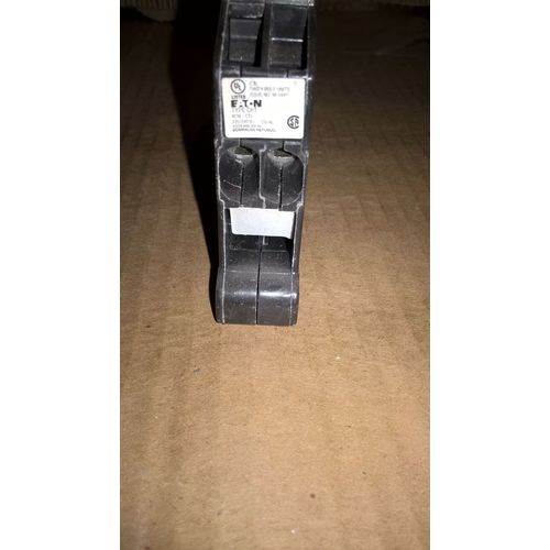 EATON CUTLER HAMMER CHNT1515 15/15 Amp 1 Pole 120/240v Tandem Twin Breaker