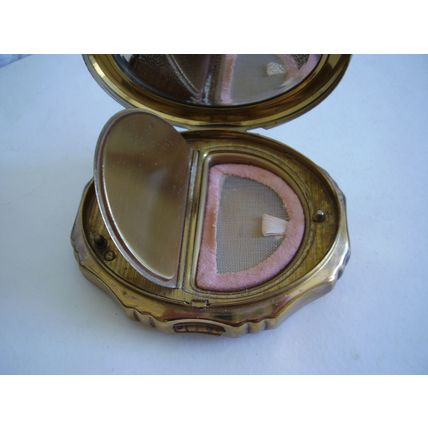 Kigu Working Musical Powder Compact 1963 Concerto 77 Series Butterfly & Blossom