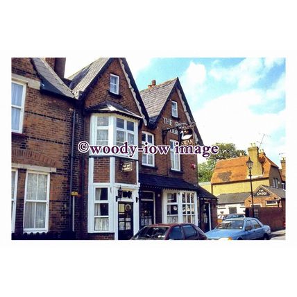 pu0528 - The Swan Pub , Clewer Village , Windsor , Berkshire - print 6x4