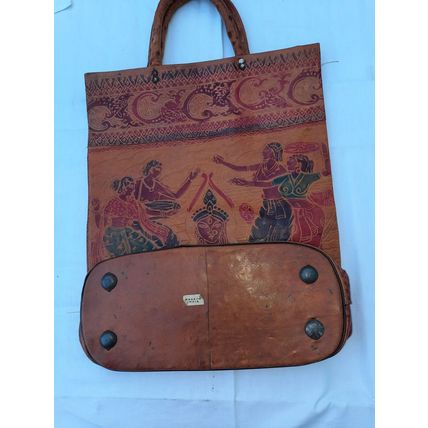 VINTAGE LEATHER "INDIA" PRINT BAG