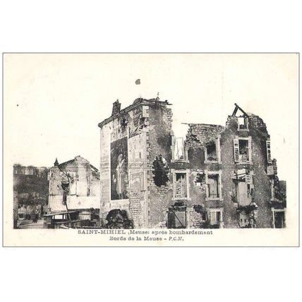 55 - Saint-Mihiel - aprés le bombardement - Bords de la Meuse