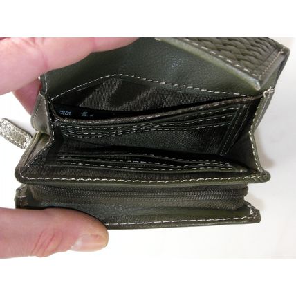 Green Real Leather Womens Purse -Stylish Ladies Wallet pretty woman accessory