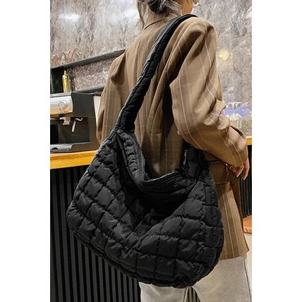 Black Quilted Zipper Large Shoulder Bag