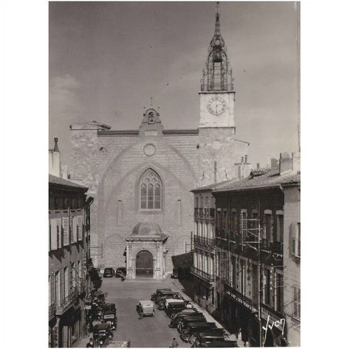 Vintage B&W Photo Postcard - Cathedral & Street Scene w cars Perpignan France