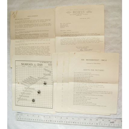 1955 letter Olive Greenwood, Woman miscarriage averted + leaflets on Mothercraft