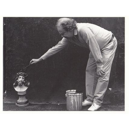z186 CK Lassister New York Artist Tin Of Paint Photo Postcard