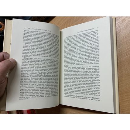 1981 "THE LITERARY CRITICISM OF HENRY JAMES" USA HARDBACK BOOK (P4)