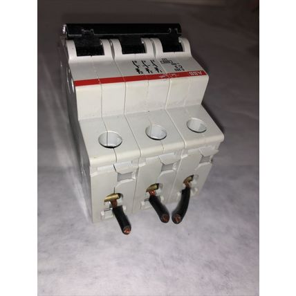 ABB S203-C3, 2CD S253 001 R0034, S 203 C3 CIRCUIT BREAKER,FG