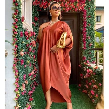 Plus Size Smooth and loose V-neck, comfortable and fashionable long dress dress