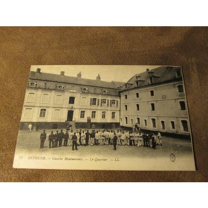 Early Louis Levy Postcard - Bethune, monlmorency barracks. Le Quartier