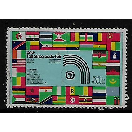 KENYA UGANDA & TANGANYIKA 1972 30c FLAGS & TRADE FAIR EMBLEM SG 306 FINE USED#