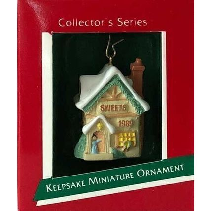 Hallmark Sweet Shop Old English Village 2nd in Series 1989 QXM5615