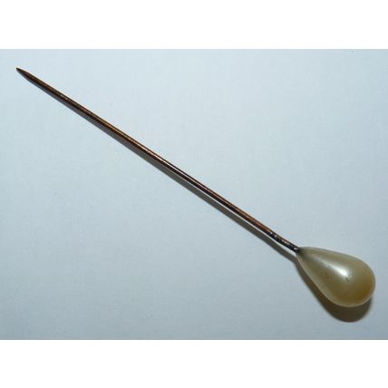 Antique Hatpin , Brass and Pearlmother, L 7.2 cm