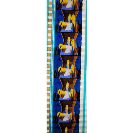 Simpsons Movie. Pk GEB - c065M . 1 STRIP OF 5 - 35MM FILM CELLS