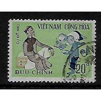 VIETNAM 1972 VIETNAMESE SCHOLARS 20p SCHOLAR WITH PUPILS SG S416 FINE USED