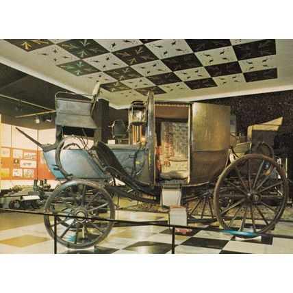 Lord Dorchester Coach Transport Canadian Military Museum Postcard