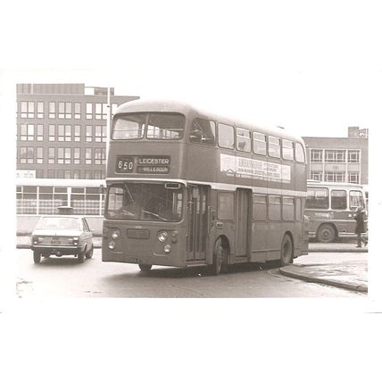 Black & White Photograph of B.& M.M.O. Co. Ltd. - Midland Red - SHA 878G