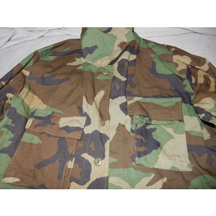 Vintage US Army Woodland Camo light Jacket Medium Regular