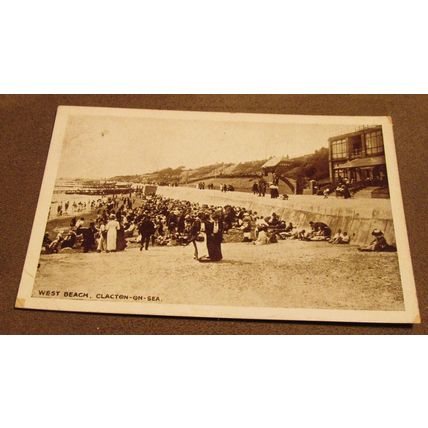 1914 fr postcard - West Beach Scene - Clacton on sea, Essex