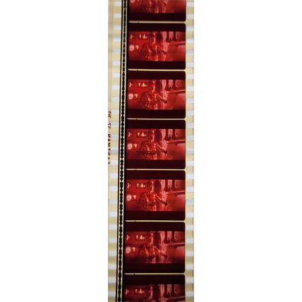 Pk GEB -K - MIX - K c059G . 1 STRIP OF 5 - 35MM FILM CELLS. ( )