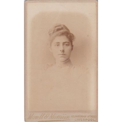 VICT. CDV PHOTO-ATTRACTIVE YOUNG LADY BY MOWLL @ MORRISON, LIVERPOOL