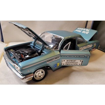1/18 ( IBWB ) Custom 1962 Chevy Bel Air , drag car ,
