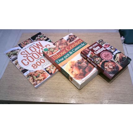 SLOW COOKER Cookbooks - 3 Book Bundle