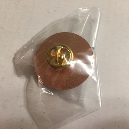 New San Diego Comic Con "The Kid in Me" Round Exclusive Pin