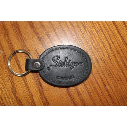 Siskiyou Leather / metal key rings - New- 5 styles