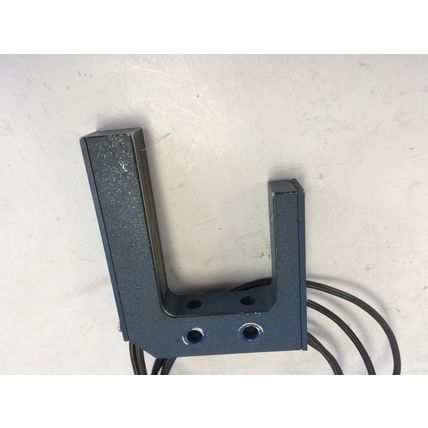 CUTLER-HAMMER 1372AS3335 EATON PHOTOELECTRIC ANALOG SLOT SENSOR,SI