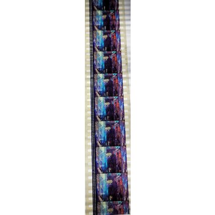 Blade Runner. Pk BLUE - b048V . 1 STRIP OF 10 - 35MM FILM CELLS