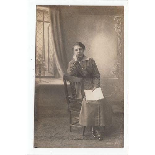 Lady Studio Postcard NVB27 Photographer Bown