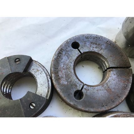 lot MOGUL L.B. LAMP BASE LITTLE GIANT MAX.1.555 MAX.1.545,E40G-39.47 120 021 ,TG