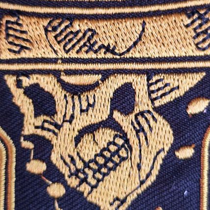 Skull in a Glass 7.5cm x 5.5cm Gothic Horror Emo Embroidered Iron On Patch P223
