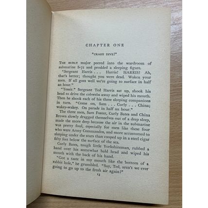 VINTAGE "OPERATION V.2." A R CHANNEL WW2 FICTION HARDBACK BOOK (P3)