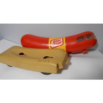 Vintage Oscar Mayer Wienermobile Coin Piggy Bank 13" Children 3 and Over