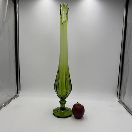 L.E. Smith Vase Swung Green Art Glass 25.5in Very Tall Rare Large MCM Vintage