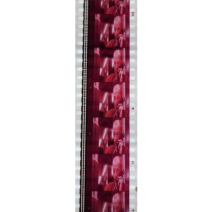 Pulp Fiction. Pk VXM - A014n . 1 STRIP OF 5 - 35MM FILM CELLS PK VXM