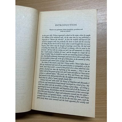 1974 LEO TOLSTOY "WAR AND PEACE" VOLUME 1 PENGUIN FICTION PAPERBACK BOOK (P3)