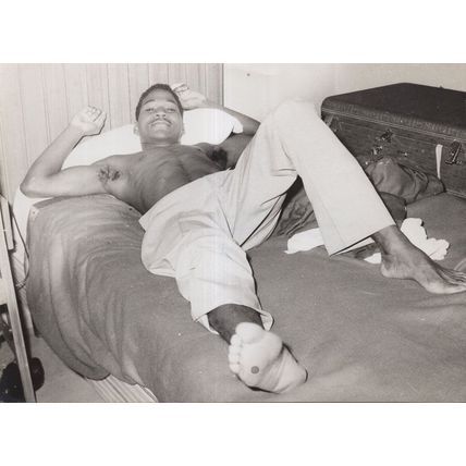 Jose Angel Napoles Cuban Boxing 1960s Champion Old Printed Signed Photo