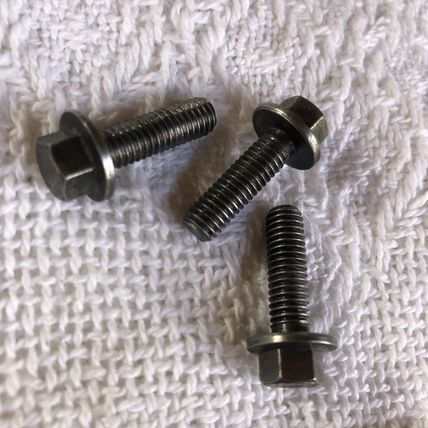 Volvo 982758 Flange Screw M6x20 6x20mm Charge Air Cooler Bolt Quantity 3