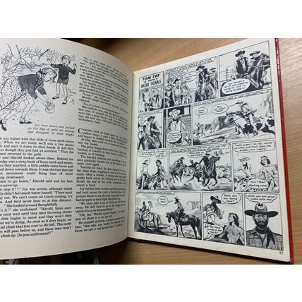 c1955 "SWIFT ANNUAL NUMBER 2" ILLUSTRATED ANNUAL HARDBACK BOOK (P4)