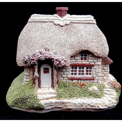 Lilliput Lane Lavender Cottage Thatched Vintage Ornament