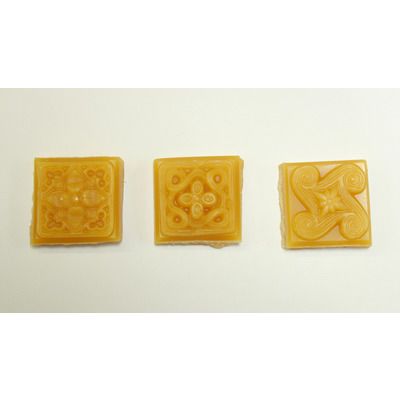 Pure Zambian Beeswax[ 2 oz ]