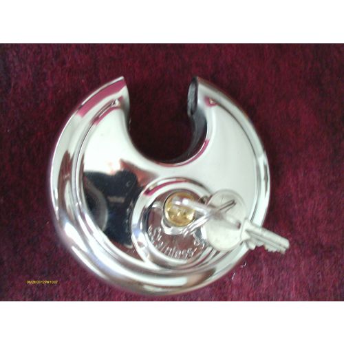 3) 3 1/2" HARDENED STEEL SHACKLE/STAINLESS STEEL CIRC BODY LOCK TRAILER,STORAGE