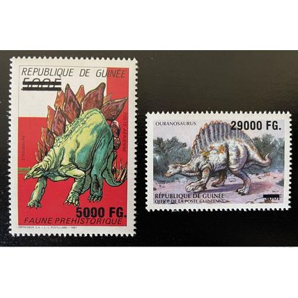 Guinée 2009 Mi. 6774 - 6775 Surchargé Dinosaures 200e Anniversaire Darwin